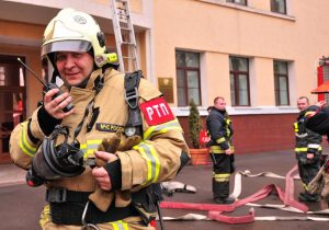 Сотрудников Государственного пожарного надзора поздравили с профессиональным праздником