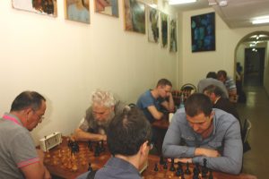 Один из турниров в шахматном клубе. Фото: "Клуб "Октябрьский"