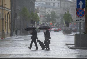 Москвичей предупреждают о сильном дожде и грозе в ближайшие часы. Фото: «Вечерняя Москва»