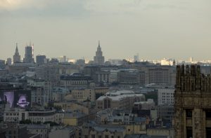 Девять производственных предприятий начали осуществлять строительство домов новых серий в столице. Фото: "Вечерняя Москва"