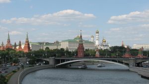 Москвичи смогут купить сувенирную продукцию в честь 870-лети столицы. Фото: «Вечерняя Москва»