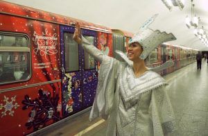 Поезд украшен уникальными архивными изображениями. Фото: Антон Гердо, «Вечерняя Москва»