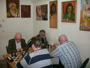 В финал утешительного турнира вышли шесть игроков, все мужчины. Фото: архив ШШК «Октябрьский»