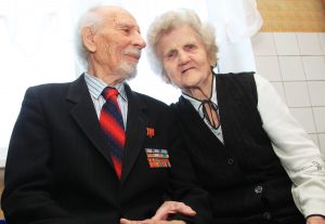 На сцену выйдут супруги, которые отметили 50, 60 или 70 лет совместной жизни. Фото: архив, «Вечерняя Москва»