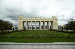 Реставрация входа в Парк Гроького полностью завершена. Фото: Анна Быкова, «Вечерняя Москва»