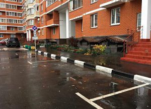 Разметку на парковочных местах обновят в районе. Фото: Анна Быкова