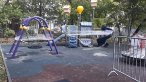 Детские площадки обновят в районе. Фото предоставили сотрудники управы района