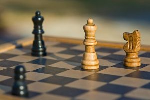 Турнир по быстрым шахматам проведет клуб «Октябрьский». Фото: pixabay.com