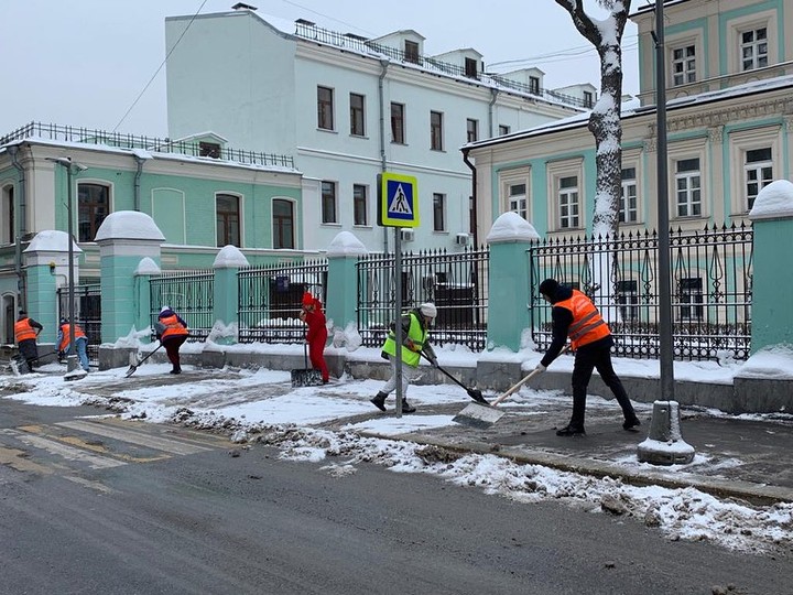Жилищник минщина. Субботник Жилищник Зеленоград 2022 году. Решетников Жилищник Хамовники