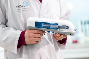 Ученые «МИСИС» представили «тканевый пистоле». Фото с сайта «МИСИС»
