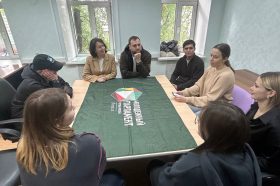 Заседание юных парламентариев прошло в Молпалате района. Фото: страница Молпалаты района Якиманка в социальных сетях