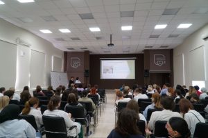 «Ярмарка вакансий»: специалисты Первой Градской выступили в колледже. Фото: Tekegram-канал Городской клинической больницы №1 имени Николая Пирогова