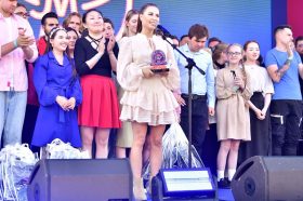 Летний Кубок молодежи Москвы по КВН пройдет на Болотной площади. Фото: Пресс-служба Комитета общественных связей и молодежной политики Города Москвы.