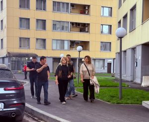 Плановый обход территории прошел в районе Якиманка. Фото: страница управы района Якиманка в социальных сетях