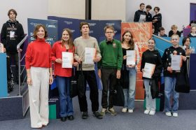 Школьник 9Г выиграл кейс-чемпионат от «Сколково». Фото: страница школы №1799 в социальных сетях