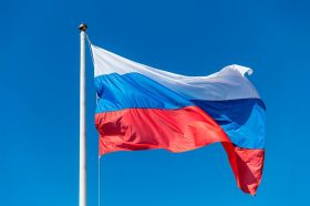 Большой Каменный мост украсят ко Дню Государственного флага РФ. Фото: сайт мэра Москвы
