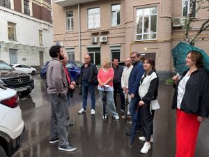 Очередной обход территорий провела глава управы района Якиманка. Фото: Страница управы сайта района Якиманка в сооциальных сетях.