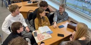 Юные предприниматели школы №1799 прошли интенсив в МГУ. Фото: официальная страница школы №1799 в социальных сетях