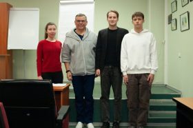 Главный врач Первой Градской больницы помог студентам-медикам найти свой путь в профессии. Фото: официальная страница Первой Градской больницы в социальных сетях