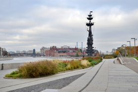 Более 80 скульптур парка «Музеон» отправятся на реставрацию. Фото: Анна Быкова, «Вечерняя Москва»