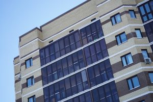 Проверки безопасности жилого фонда прошли в районе Якиманка. Фото: Анна Быкова, «Вечерняя Москва»