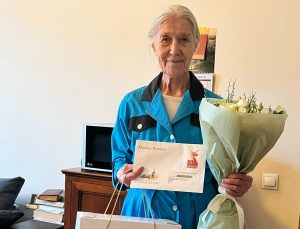 Представители управы района Якиманка поздравили ветерана с 95-летием. Фото: официальная страница управы в социальных сетях 