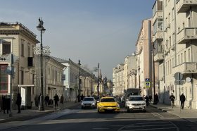 Жители района Якиманка собрали новогодние наборы для участников СВО при поддержке Молодежной Палаты. Фото: Анна Макмаладзе, «Вечерняя Москва»