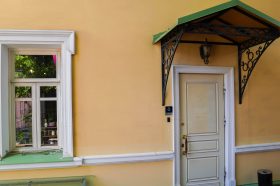 Представители Центра Андрея Вознесенского запустят книжный клуб. Фото: Ксения Догонашева, «Вечерняя Москва»