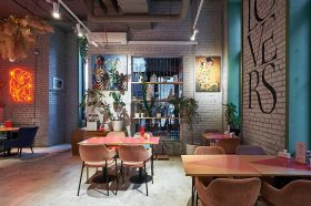 Павильон проекта «Сделано в Москве» продолжит работу на Болотной площади. Фото: пресс-служба Комитета по туризму города Москвы