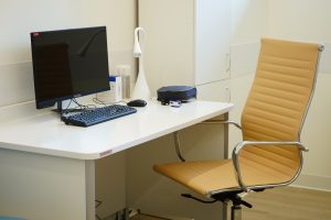 Ученики школы №1799 прошли практические занятия на базе ведущих медвузов. Фото: Анна Быкова, «Вечерняя Москва»