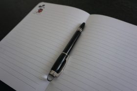 Встреча с депутатом Госдумы Евгением Поповым состоялась в школе №627. Фото: Дарья Казачок, «Вечерняя Москва»